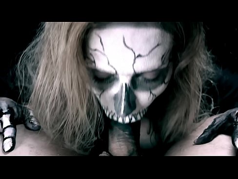 ❤️ Demon girl zuigt pik met haar zwarte mond en slikt sperma. ❤❌ Anal video at porn nl.com-porn-mz.ru ❤